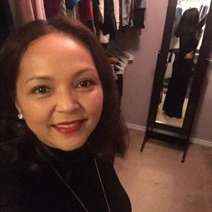 Meet your Posher, Tanadenise